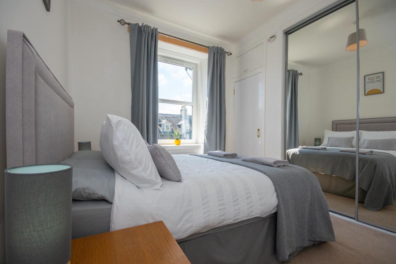Dwellcome Home Ltd 1 Bed Apt, Half Mile To Union Street Yet Quiet, Free Parking, Fast Wifi, Ideal For Long Term Contractor, Etc Stays, Fully Equipped Kitchen, Regular Housekeeping Option - See Our Site For Assurance Aberdeen Extérieur photo